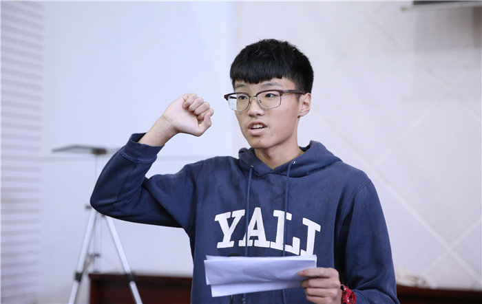 菲尼克斯太阳训练开放日，今夜战术微调引欢呼，欧篮联在即，纪律约束更严格(飞马vs阳光)